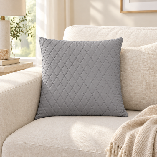SINGLE DIAMOND CUSHION